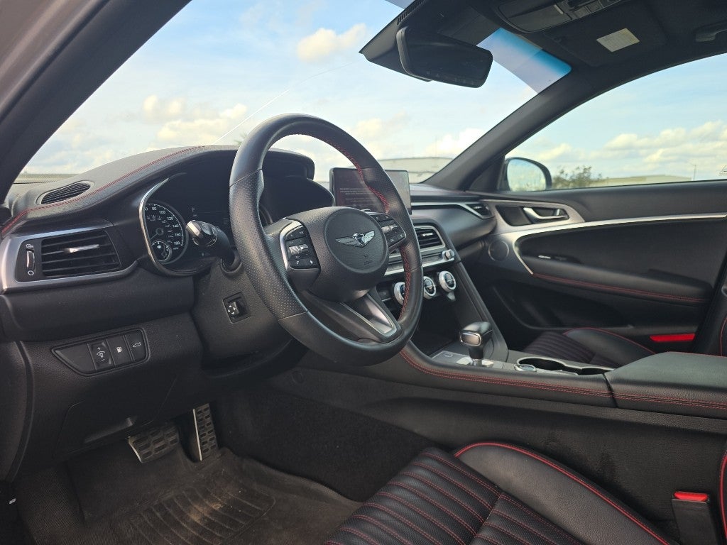 2023 Genesis G70 2.0T