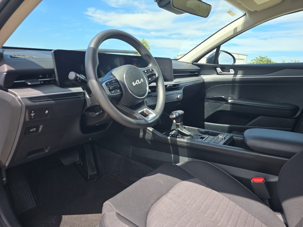 2025 Kia K5 LXS