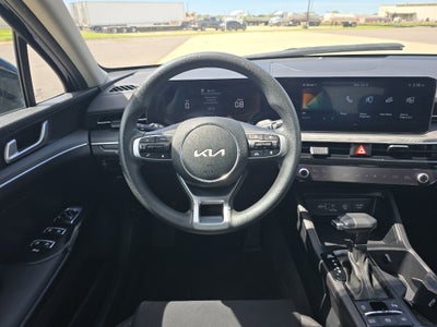2025 Kia K5 LXS