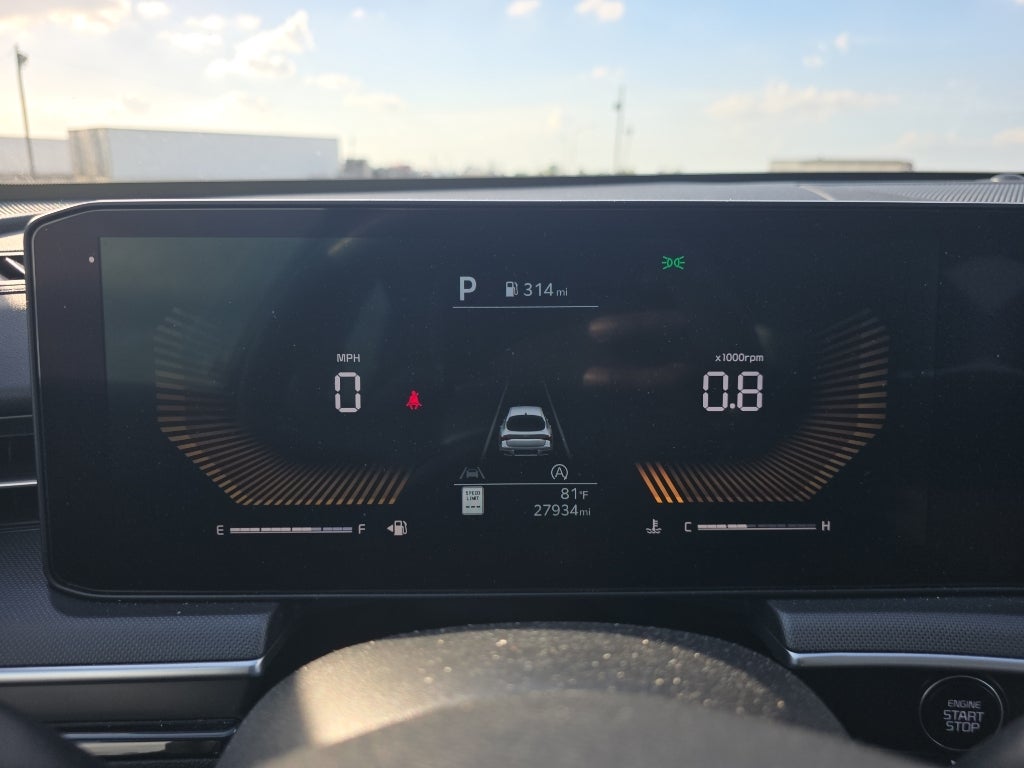2025 Kia K5 LXS