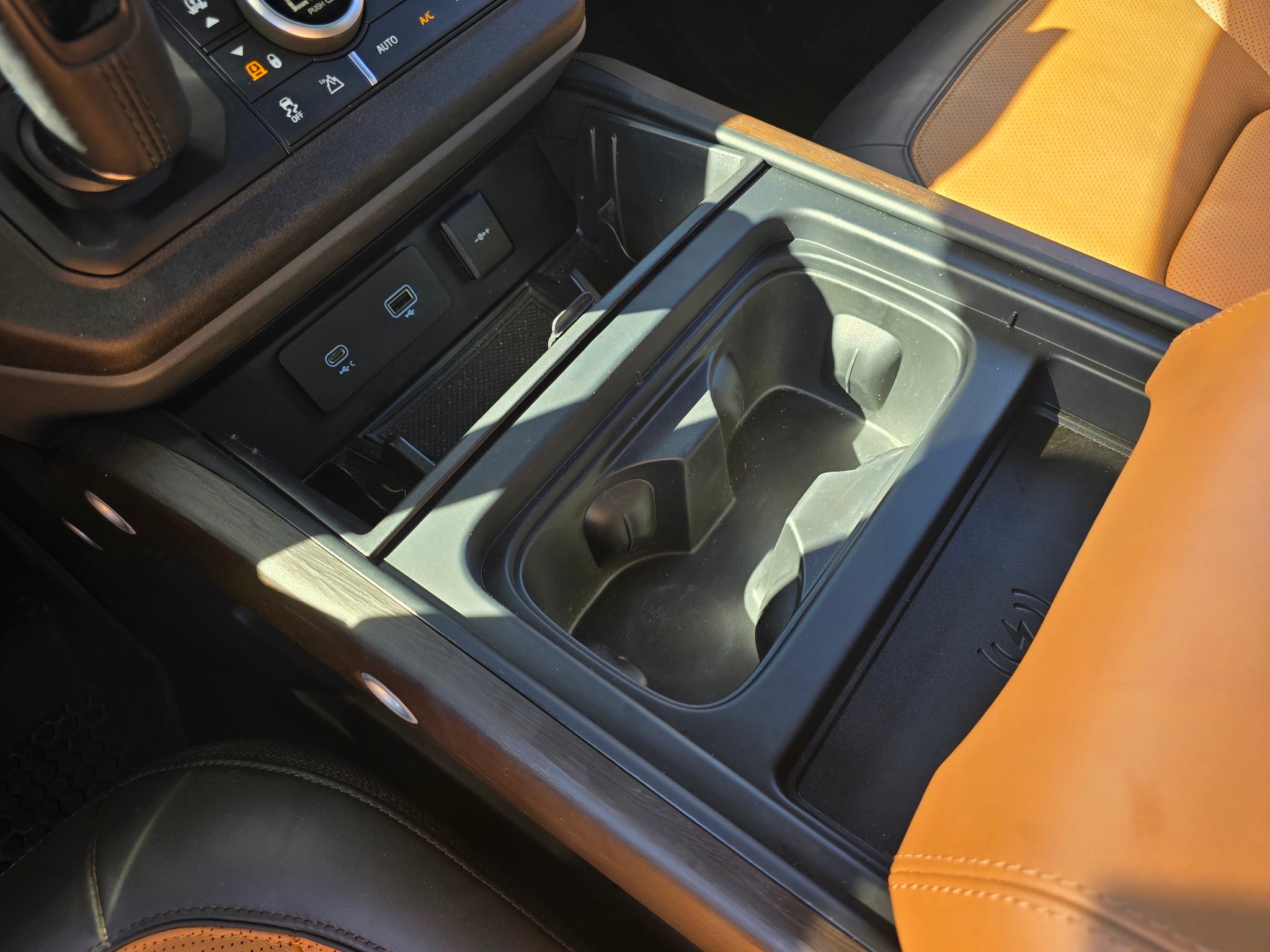 2024 Land Rover Defender X
