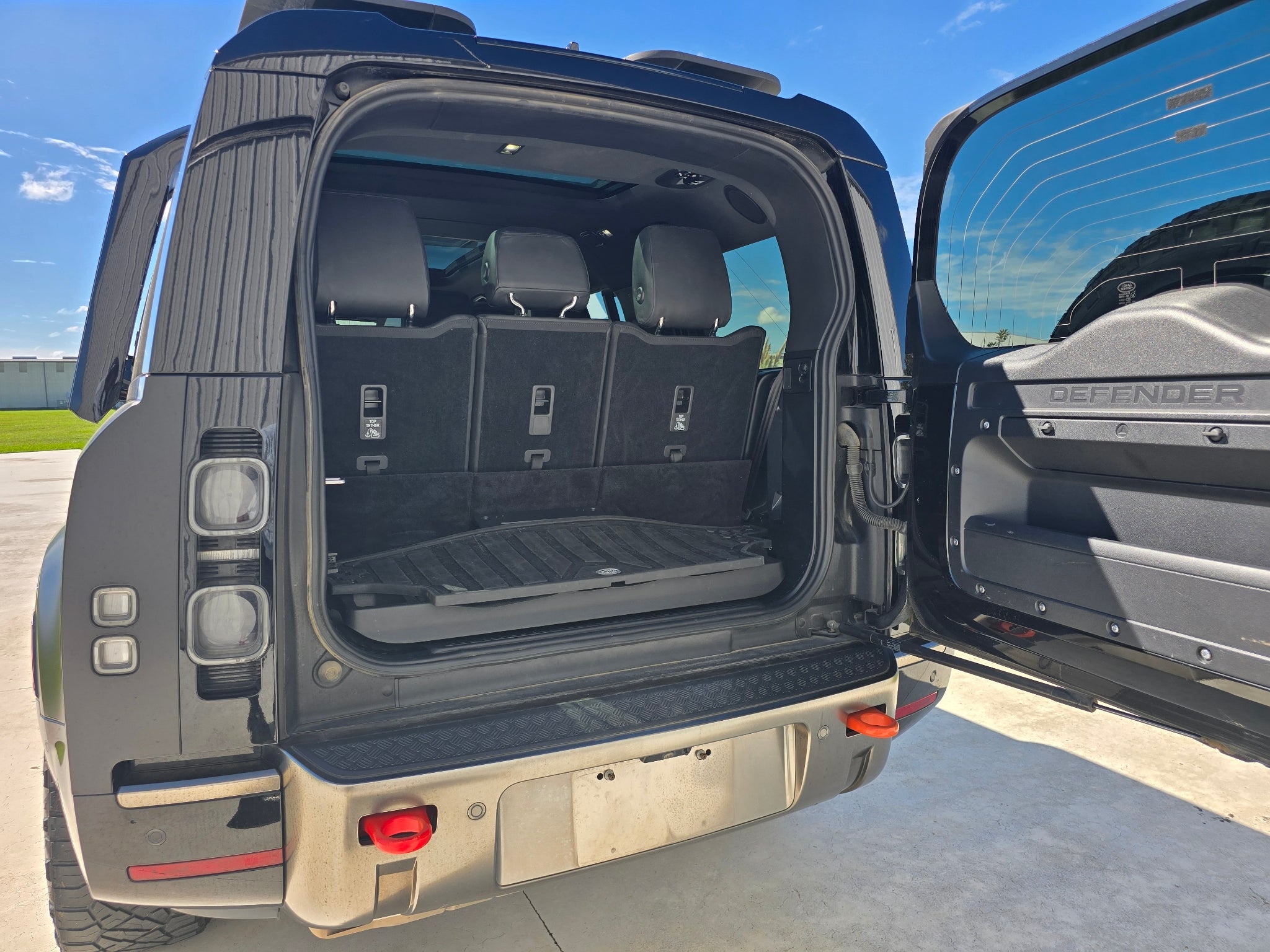 2024 Land Rover Defender X