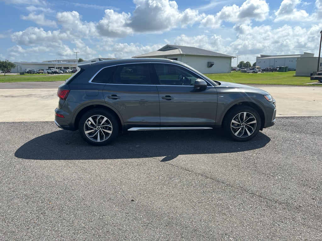 2022 Audi Q5 S line Premium