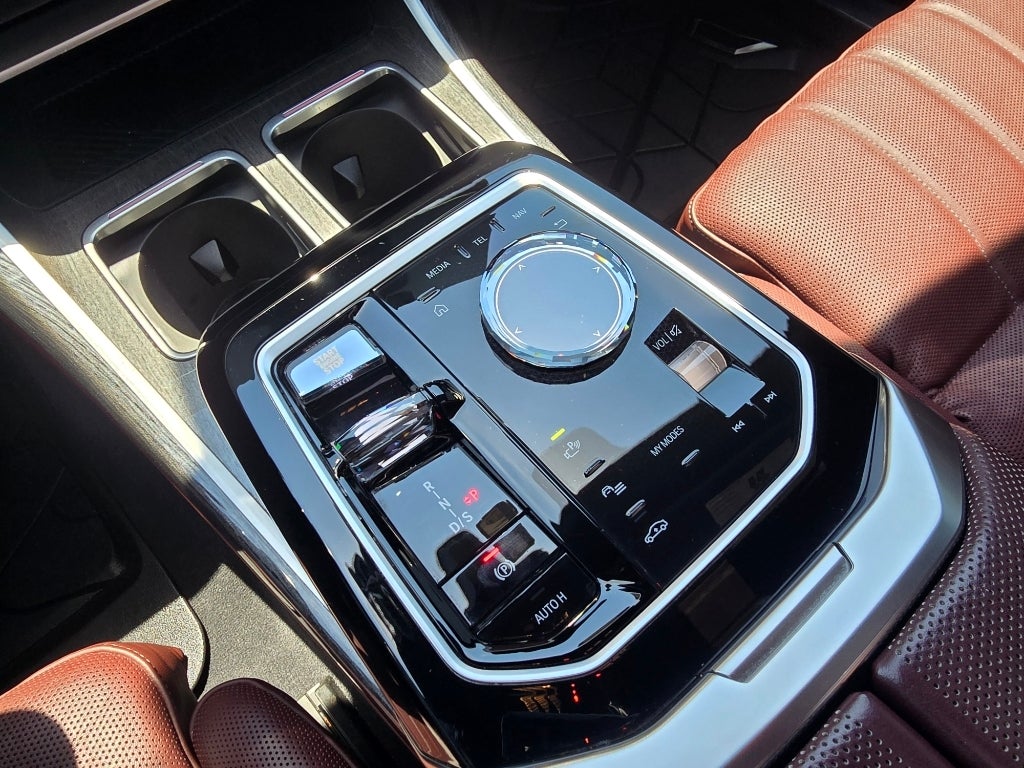 2023 BMW 7 Series 760i xDrive