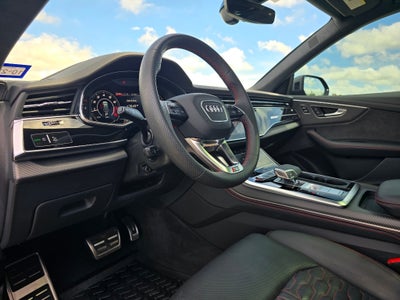 2025 Audi RS Q8 performance