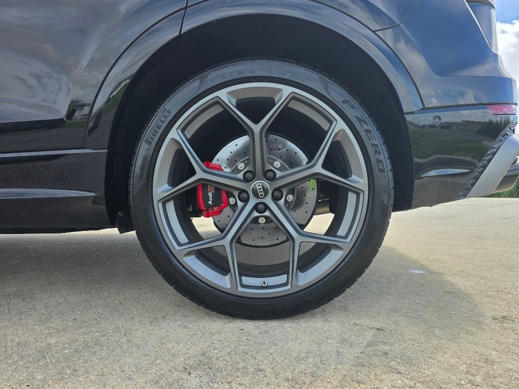 2025 Audi RS Q8 performance