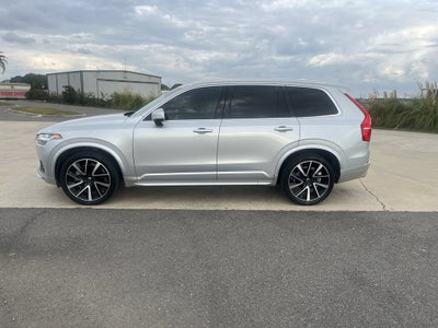2020 Volvo XC90 Momentum